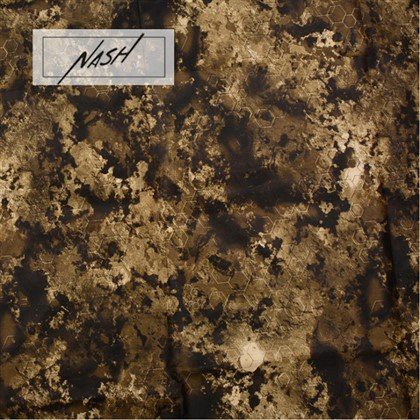 Wie schneidet Oxford Camo Fabric im Vergleich zu Canvas hinsichtlich der Halt...